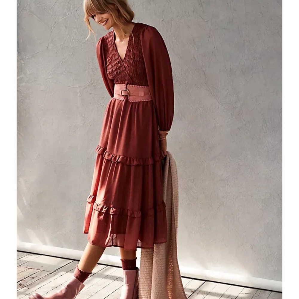 New Anthropologie By The River Tiered Ruffled Renaissance Midi Dress in Wine S